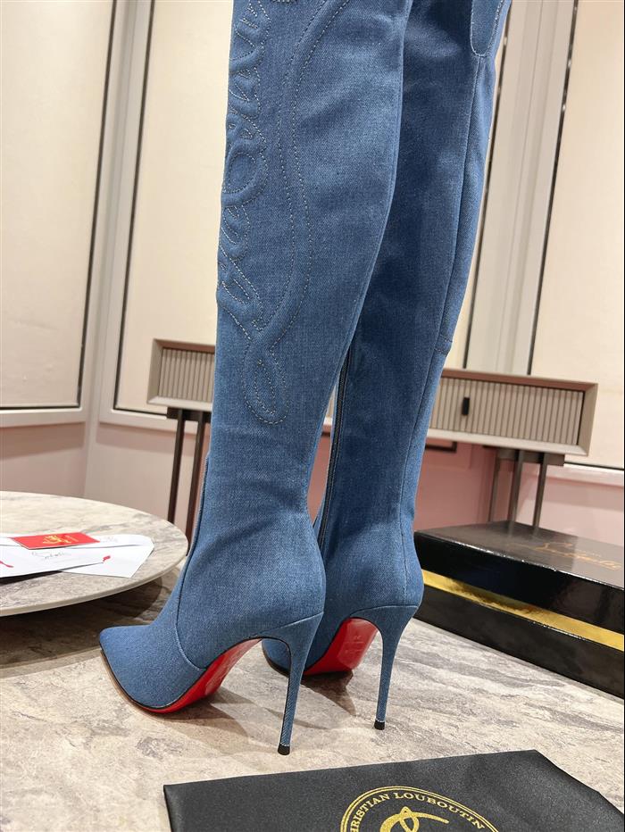 2025112817510233 550